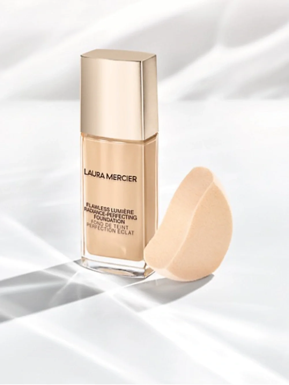 Laura Mercier Flawless Lumiere Radiance Perfecting Foundation 3W2 Golden NIB